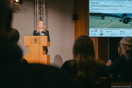 Sarah Velten bei der Projektpräsentation